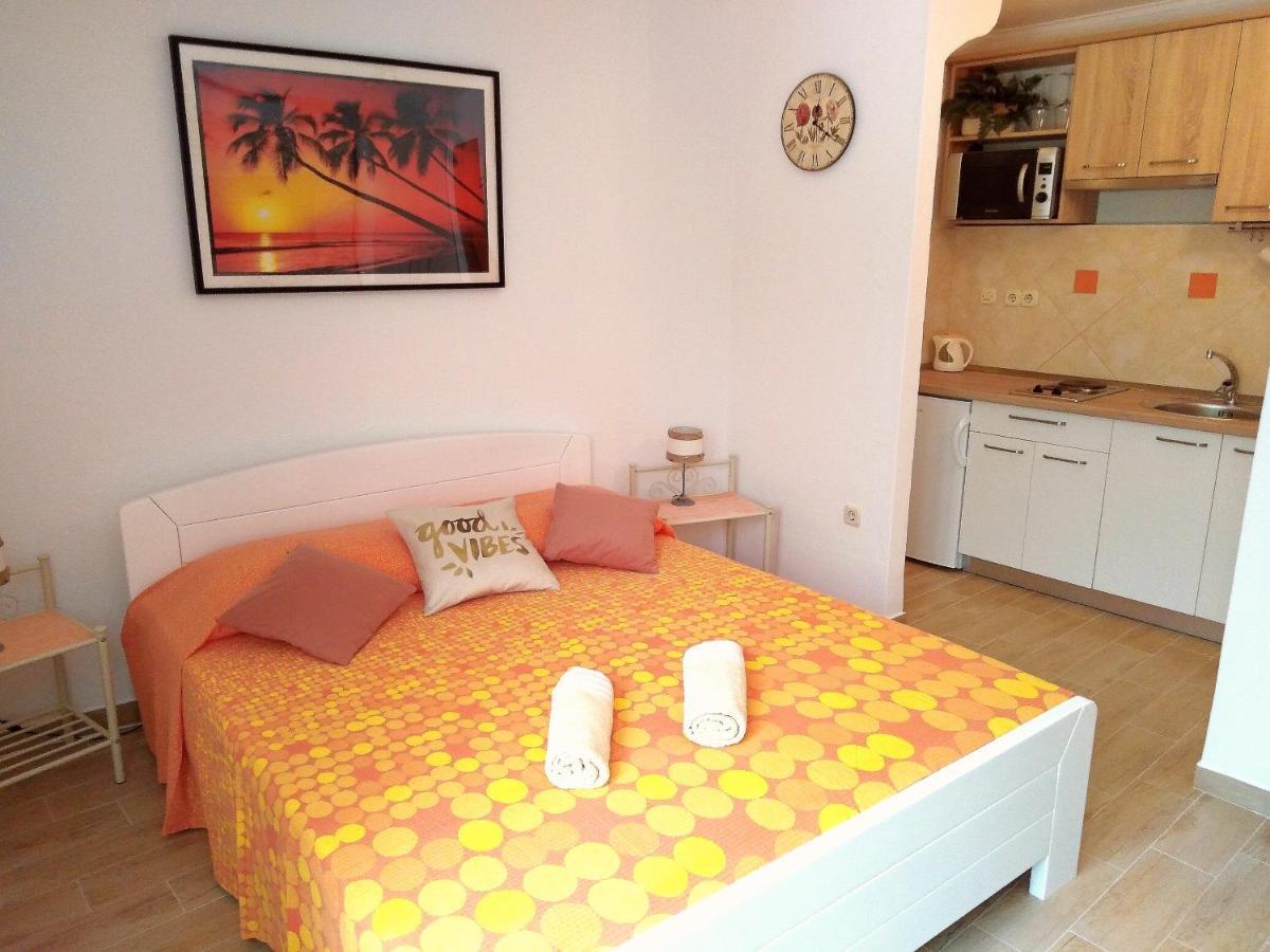 Apartments Green & Orange Hvar Town Kültér fotó