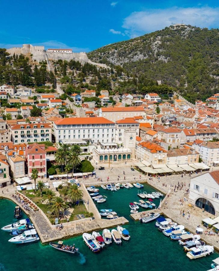 Apartments Green & Orange Hvar Town Kültér fotó