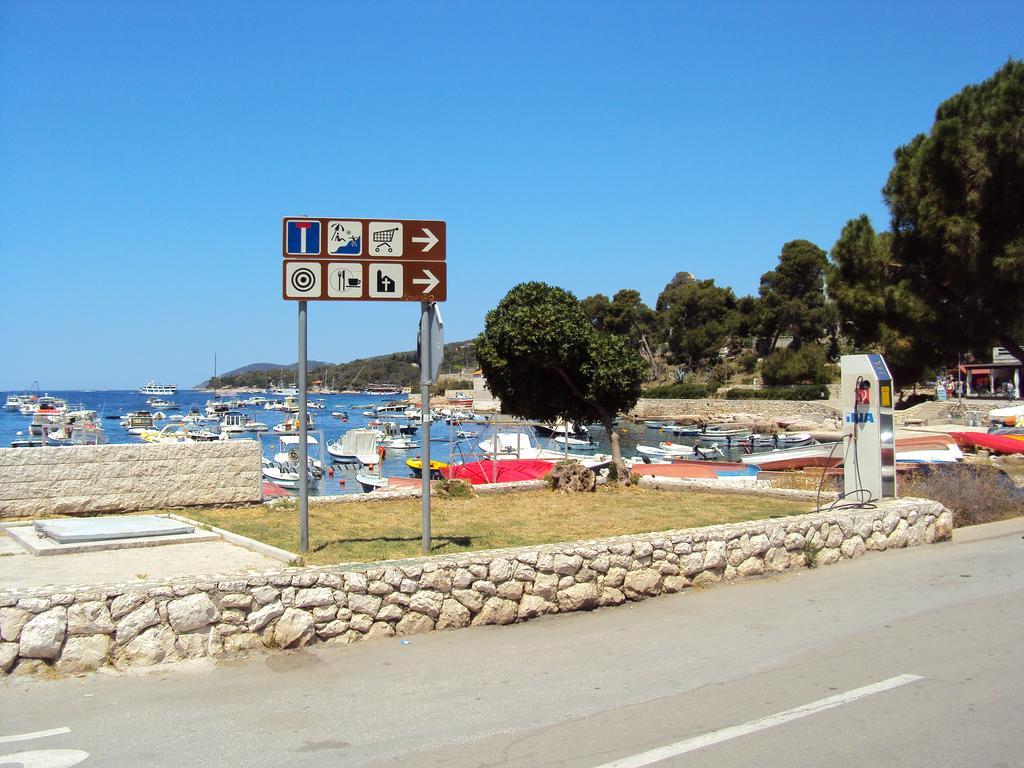 Apartments Green & Orange Hvar Town Kültér fotó